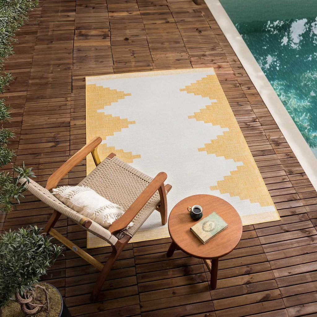 Djugun Yellow Outdoor Rug – Bright Durable Weather-Resistant Patio Carpet