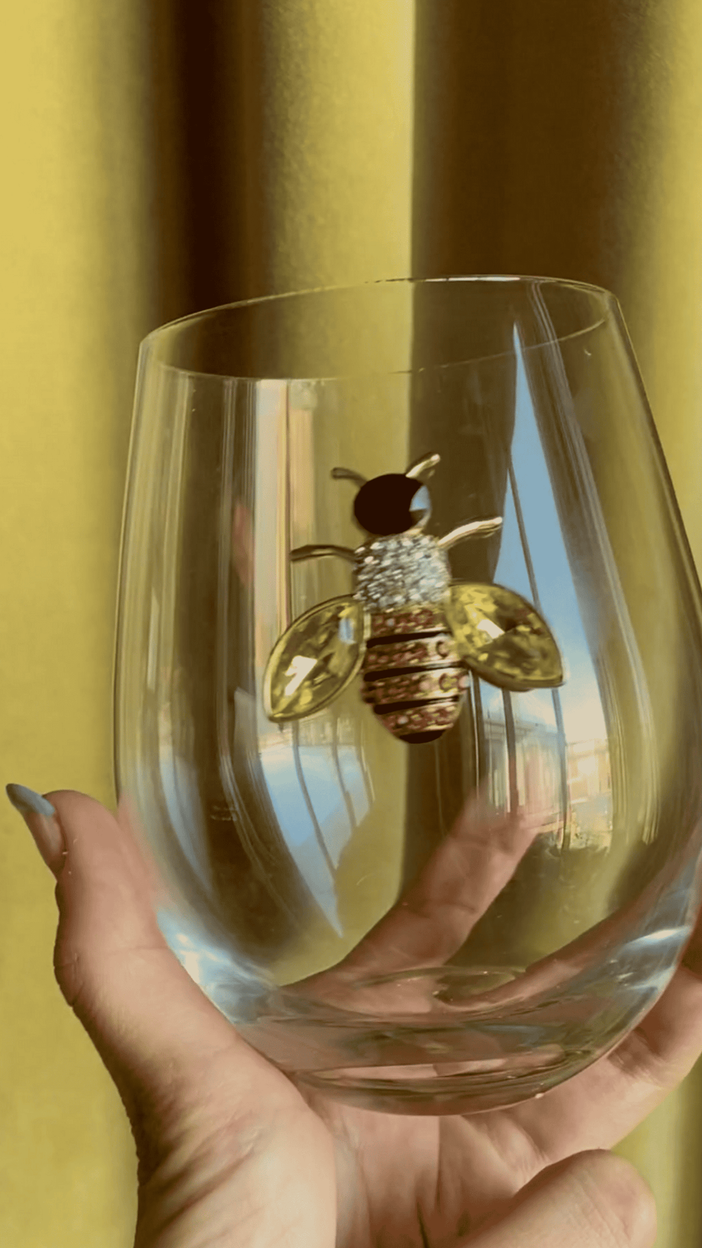 Jeweled Golden Bee Stemless Wine Glasses – Set of 2