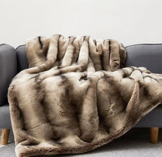 BELLA Faux Fur Throw | Warm Neutral Luxury Blanket