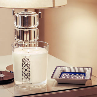 Involutus Glass Candle – Unique Decorative Candle with Rich Fragrance