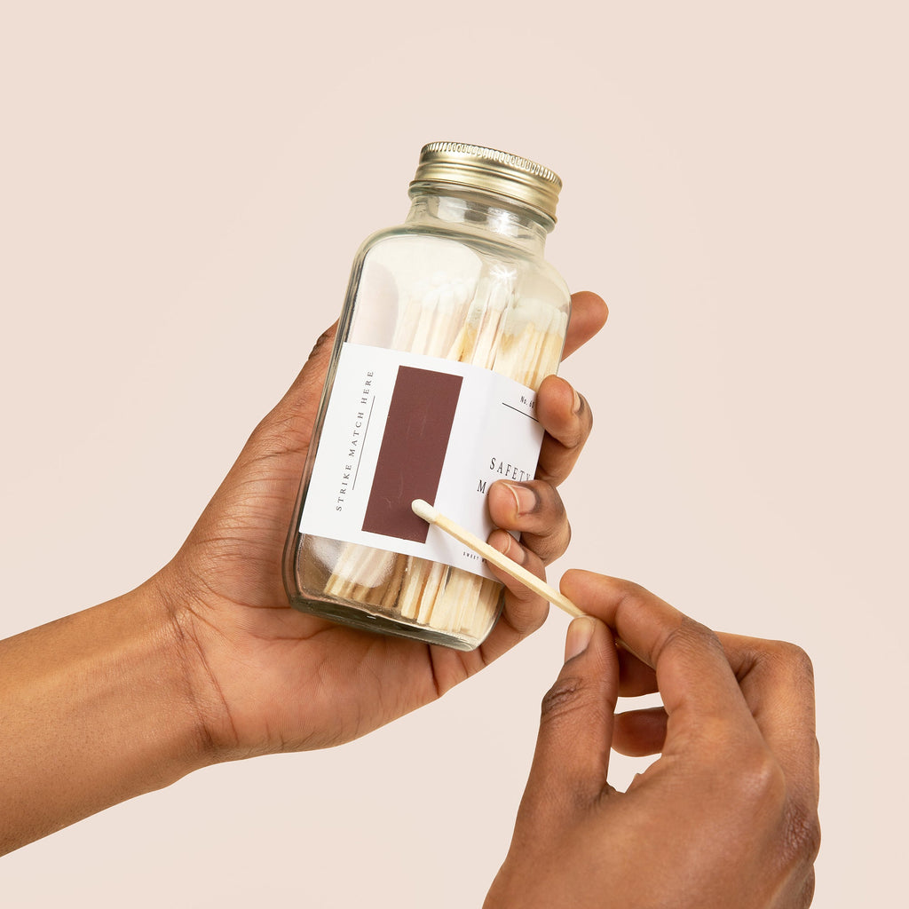 White-Tip Safety Matches in Glass Jar – 60 Count