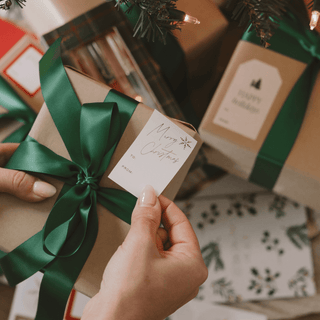 Holiday Classic Christmas Gift Tags – Set of 60