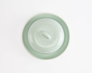 HAAND Butter Dish – Handcrafted Porcelain Butter Keeper