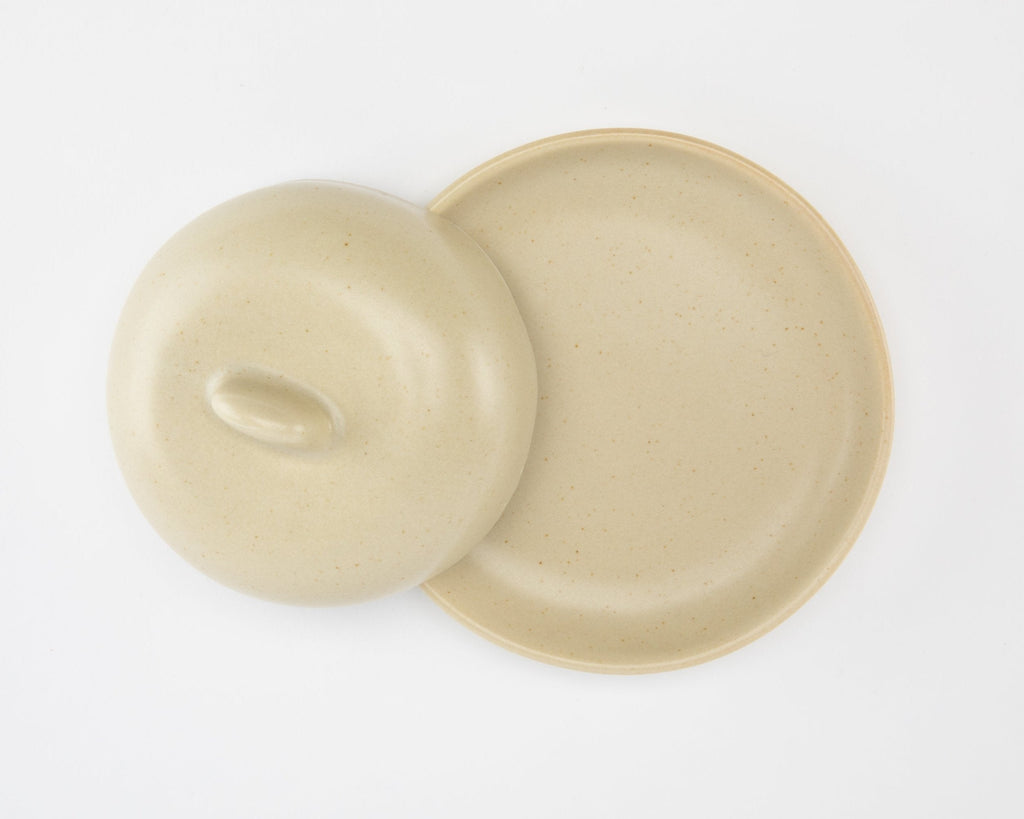HAAND Butter Dish – Handcrafted Porcelain Butter Keeper