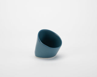 HAAND Salt Pinch – Handcrafted Porcelain Salt Cellar