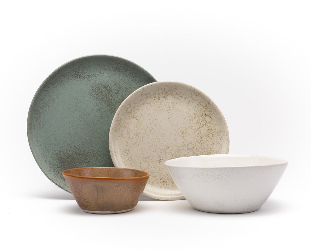 HAAND Hestia 4-Piece Dinner Setting – Handcrafted Porcelain Dinnerware Set