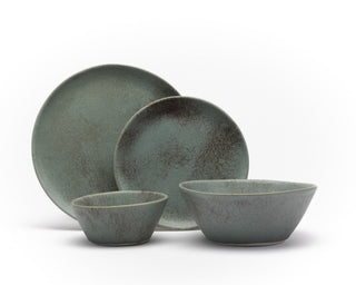 HAAND Hestia 4-Piece Dinner Setting – Handcrafted Porcelain Dinnerware Set
