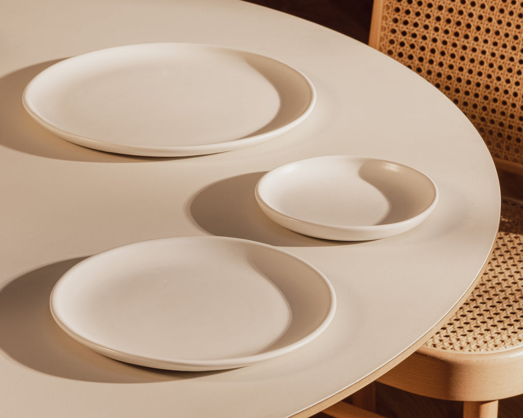 HAAND Hestia Salad Coupe Plate – Handcrafted Porcelain Dinner Plate