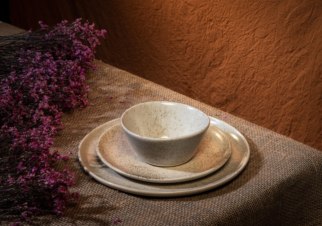 HAAND Hestia 3-Piece Dinner Setting – Handcrafted Porcelain Place Setting