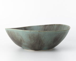 HAAND Fruit Bowl – Handcrafted Porcelain Serving Bowl
