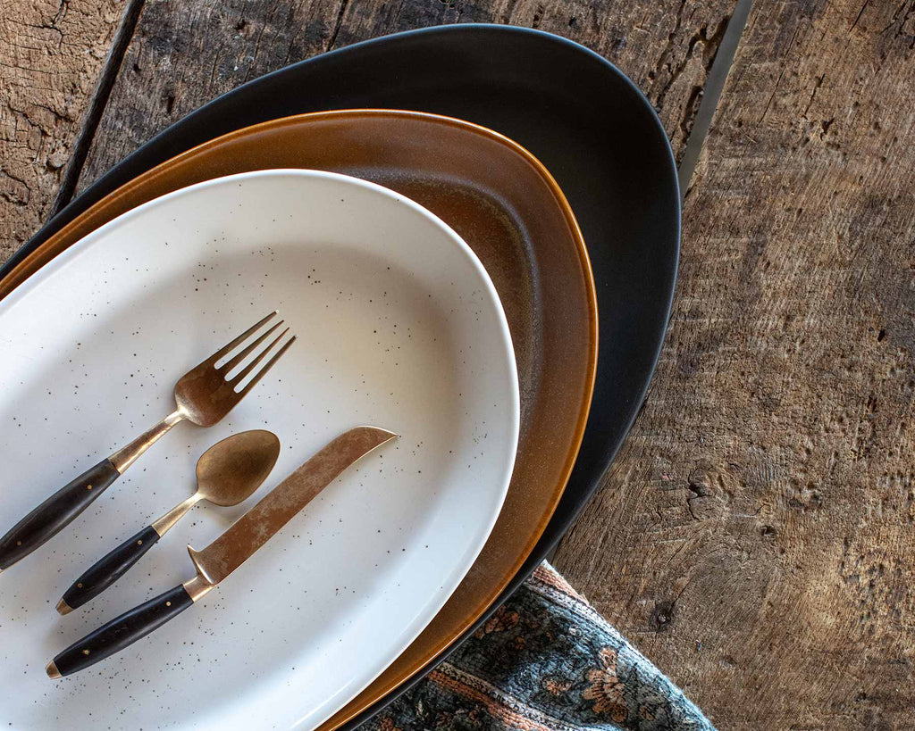 HAAND Oval Platter Set – 3-Piece Handcrafted Porcelain Serving Collection