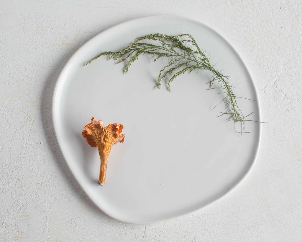 HAAND Ripple Dinner Plate – Handcrafted Porcelain Dinner Plate
