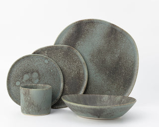 HAAND Ripple 5-Piece Dinner Setting – Handcrafted Porcelain Dinnerware Set
