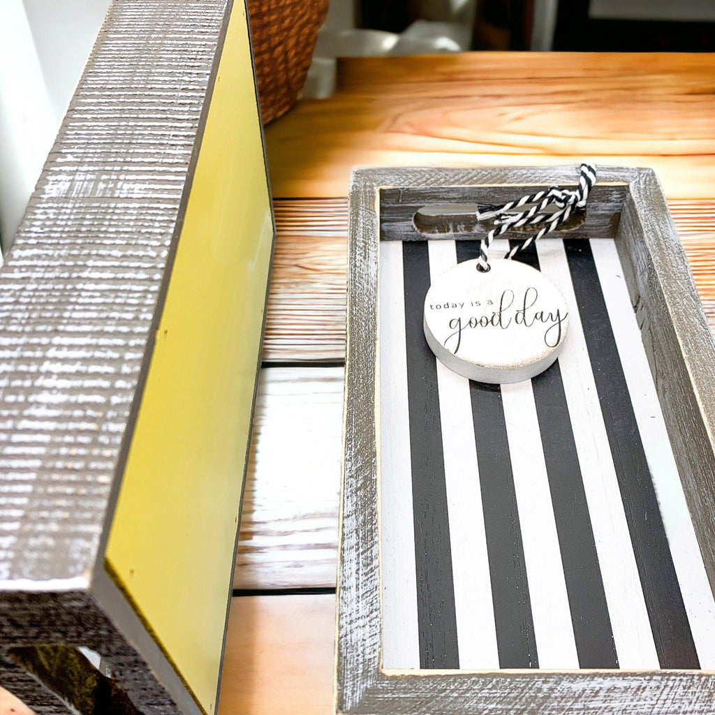 Squeeze the Day Lemon Wooden Tray – Rustic Farmhouse Decorative Accent