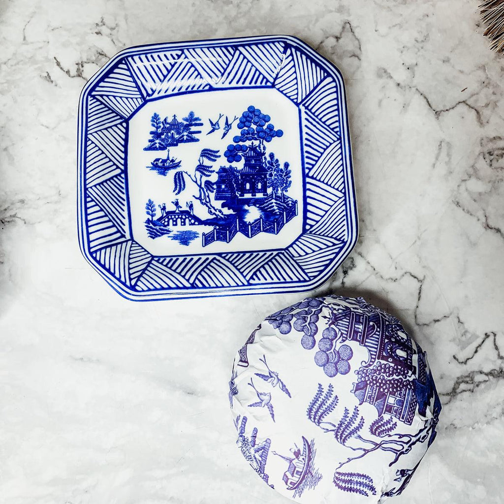 Chinoiserie Soap & Porcelain Dish Set – Blue Willow Sandalwood Gift Set