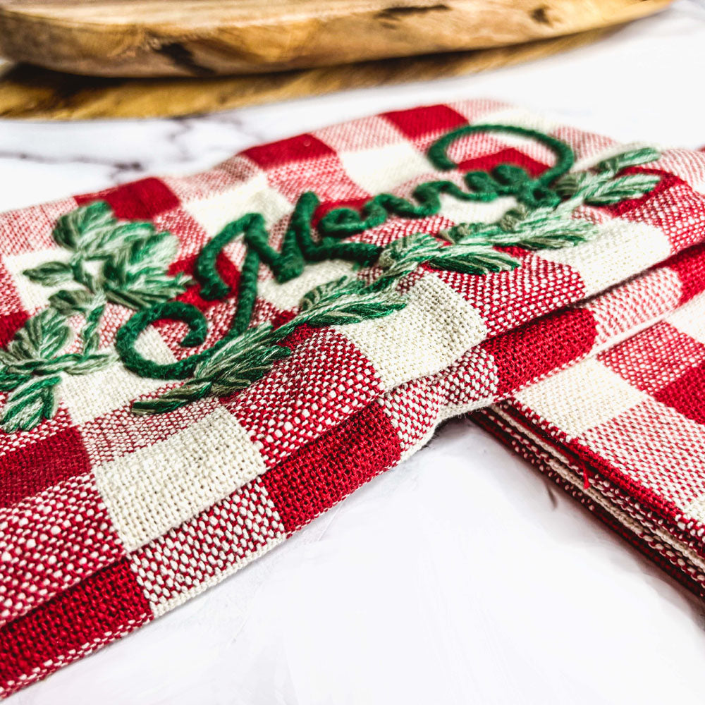 Holiday Charcuterie Board & Tartan Kitchen Towel Set – Merry or Joyful