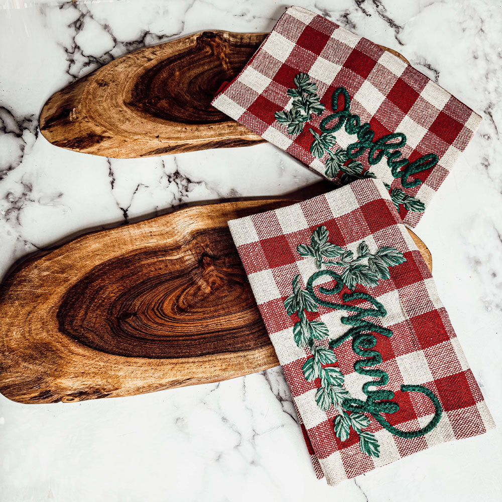 Holiday Charcuterie Board & Tartan Kitchen Towel Set – Merry or Joyful