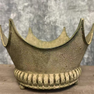 Rustic Crown-Shaped Metal Pedestal Planter