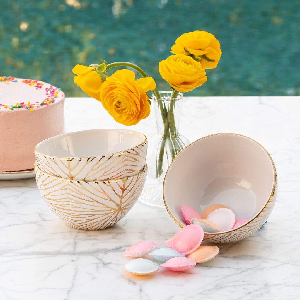 Talianna Lily Pad Bowls, White & Gold, Set of 4