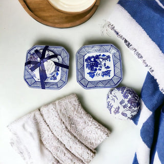 Chinoiserie Soap & Porcelain Dish Set – Blue Willow Sandalwood Gift Set
