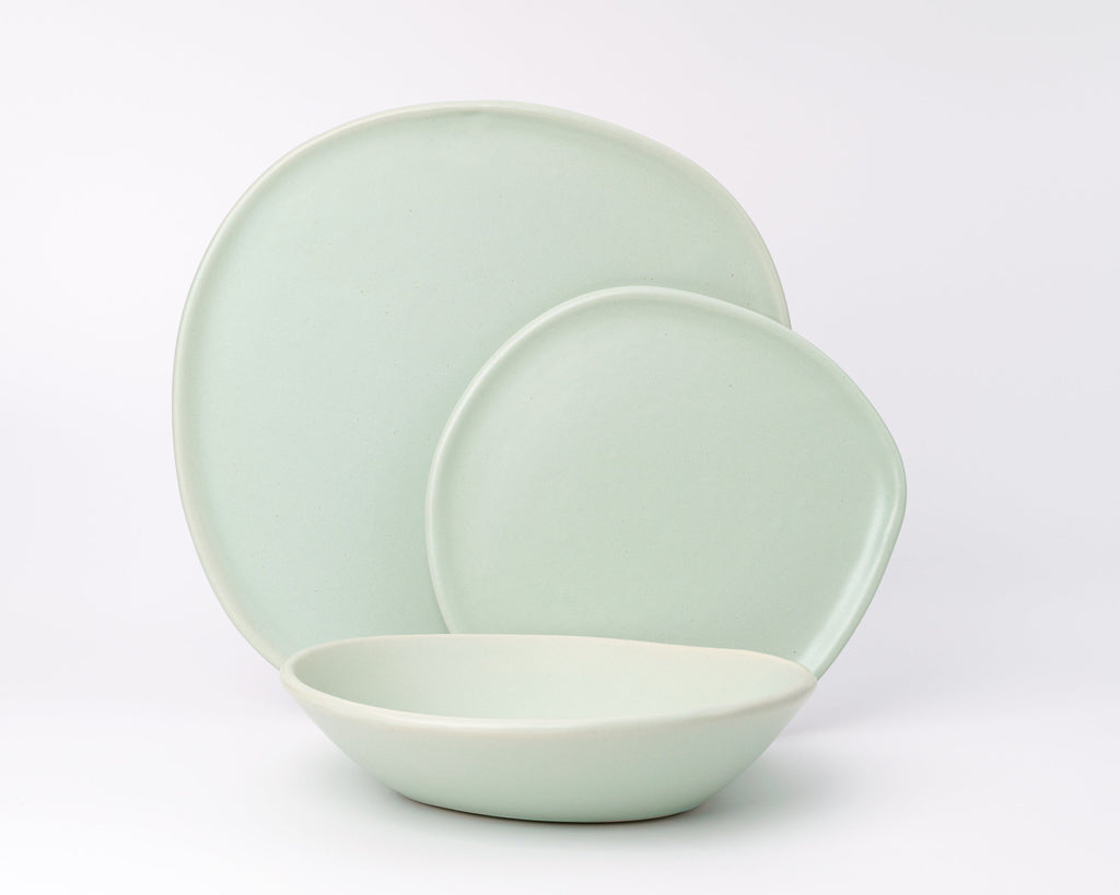 HAAND Ripple 3-Piece Dinner Setting – Handcrafted Porcelain Dinnerware Set