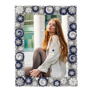 Blue & White Charisma 5