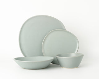 HAAND Ripple 4-Piece Dinner Setting – Handcrafted Porcelain Dinnerware Set