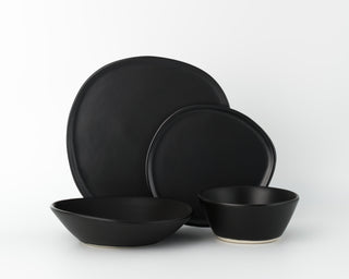 HAAND Ripple 4-Piece Dinner Setting – Handcrafted Porcelain Dinnerware Set