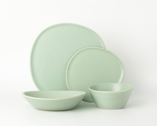 HAAND Ripple 4-Piece Dinner Setting – Handcrafted Porcelain Dinnerware Set