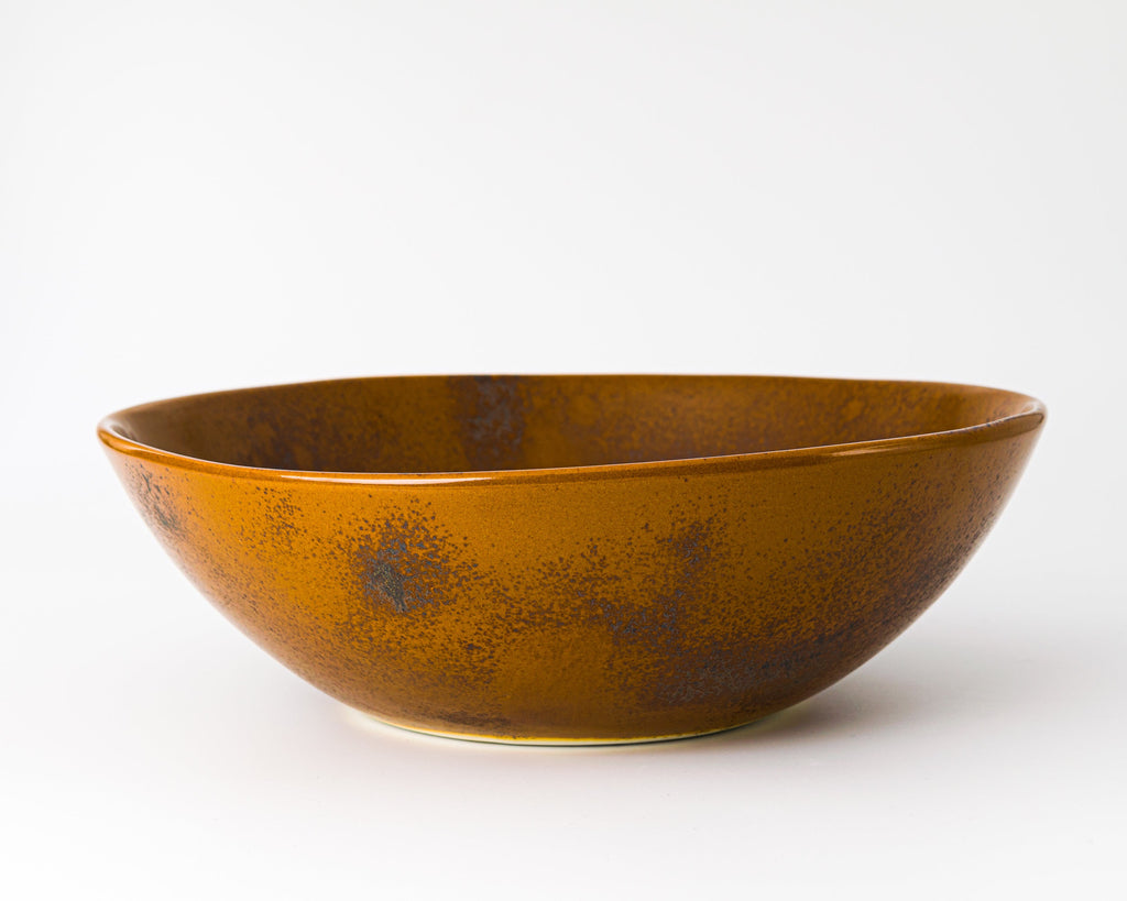 HAAND Fruit Bowl – Handcrafted Porcelain Serving Bowl
