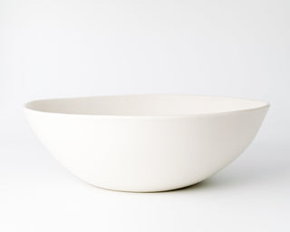 HAAND Fruit Bowl – Handcrafted Porcelain Serving Bowl
