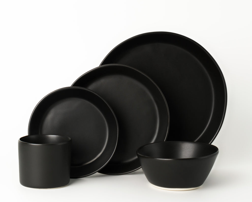HAAND Skali 5-Piece Dinner Setting – Handcrafted Porcelain Dinnerware Set