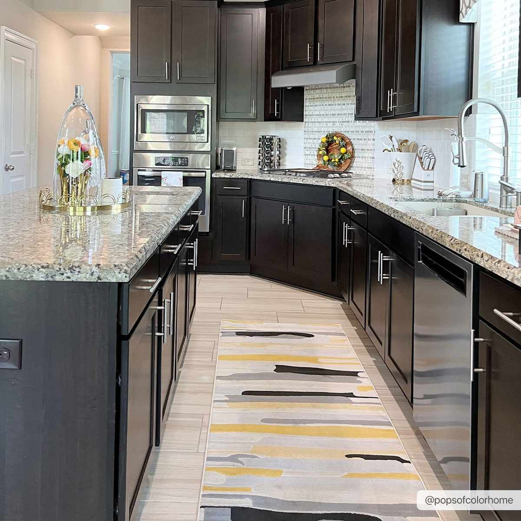 Southfields Mustard Modern Rug – Bold Contemporary Area Carpet