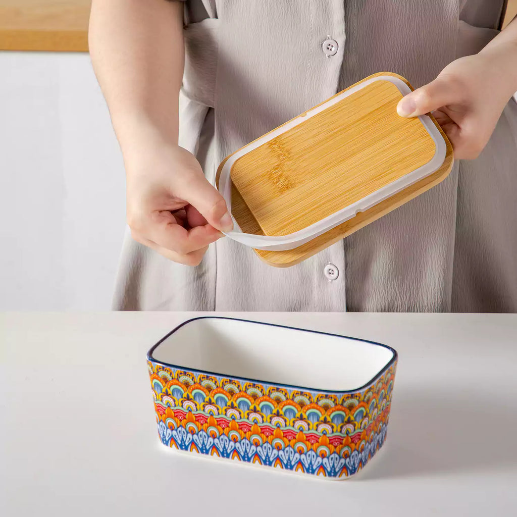 Simi Porcelain Butter Dish with Bamboo Lid