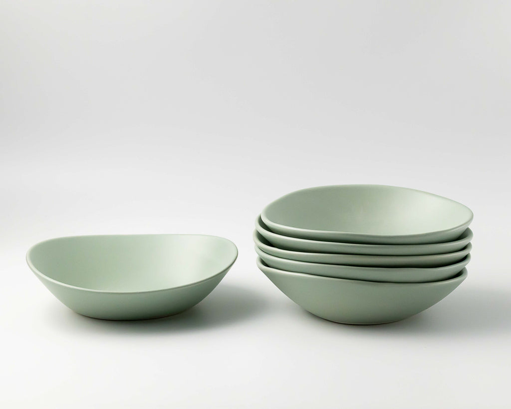 HAAND Ripple Pasta Bowl – Handcrafted Porcelain Serving Bowl