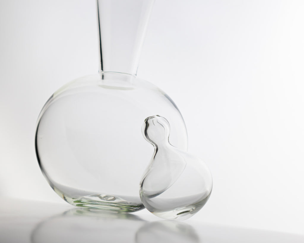 HAAND Livia Carafe – Hand-Blown Glass Wine & Water Carafe