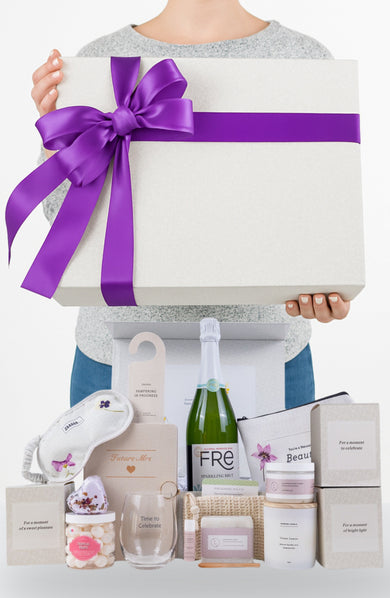 Bride to Be Gift Basket – Elegant Bridal Shower Gift Box for Bride and Bridesmaids