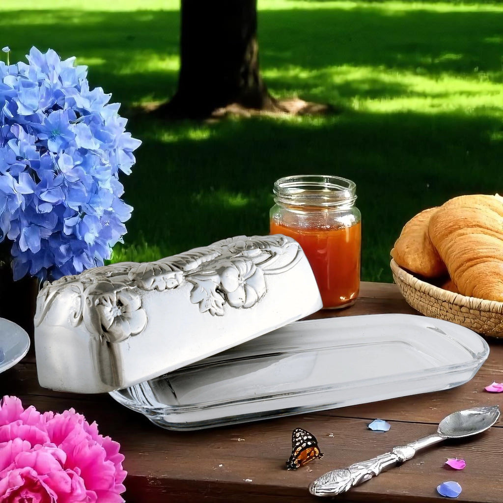 Butterfly Butter Dish in Sculptural Metal