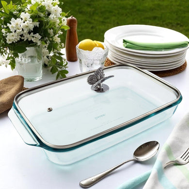 Butterfly Lid Pyrex 3-Quart Baking Dish
