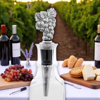 Grape Bottle Stopper | Elegant Table Décor & Bar Accent