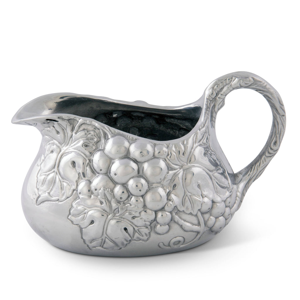 Grape Gravy Boat | Elegant Table Décor & Serving Accent