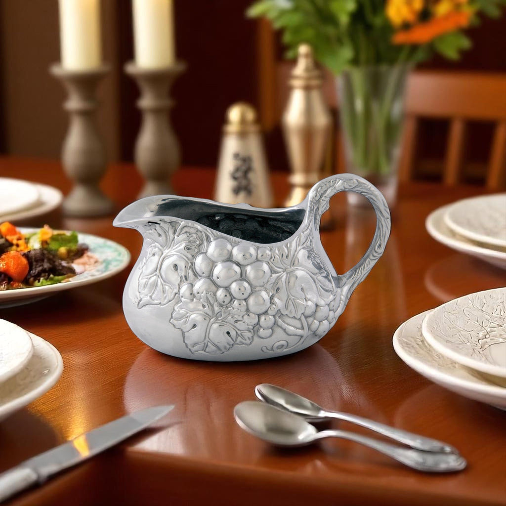 Grape Gravy Boat | Elegant Table Décor & Serving Accent