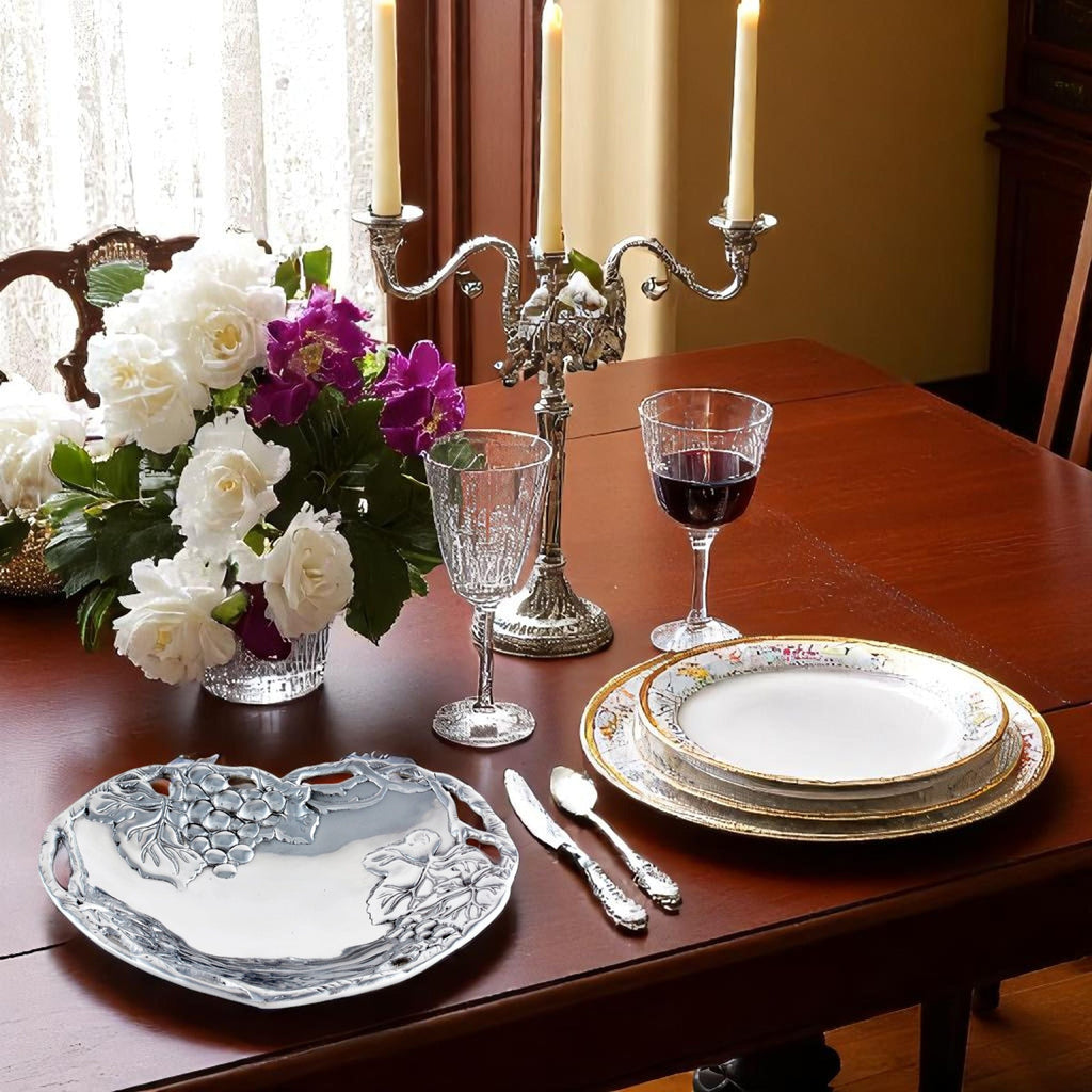 Grape Heart Coupe Tray Vineyard Accent