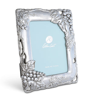 Sculpted Grape Photo Frame 5×7 | Refined Decorative Accent