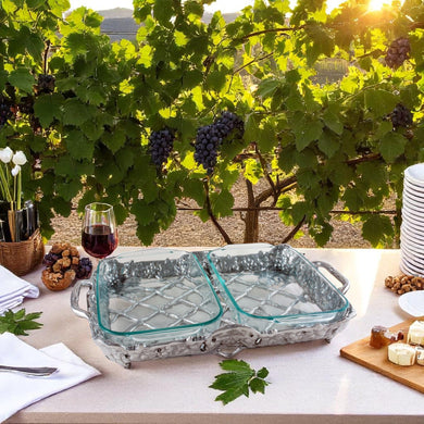 Sculpted Grape Pyrex Holder 2-Qt | Refined Baking Presentation