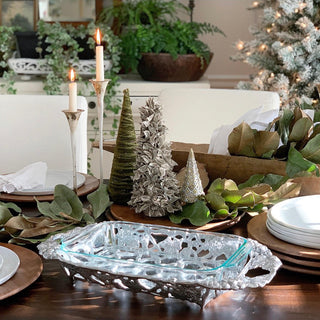 Sculpted Grape Pyrex Holder 3-Qt | Timeless Table Elegance