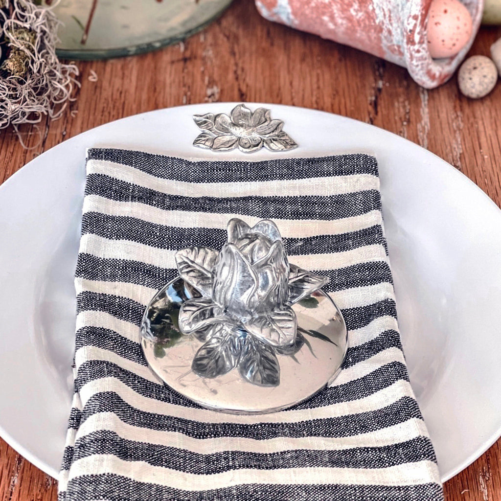 Magnolia Lunch Plates Set of 4 Floral Table Accent