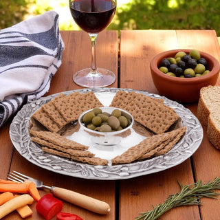 Olive Chip & Dip Set | Sculptural Entertaining Essential
