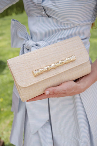 Avery Charm Straw Clutch – Convertible Crossbody