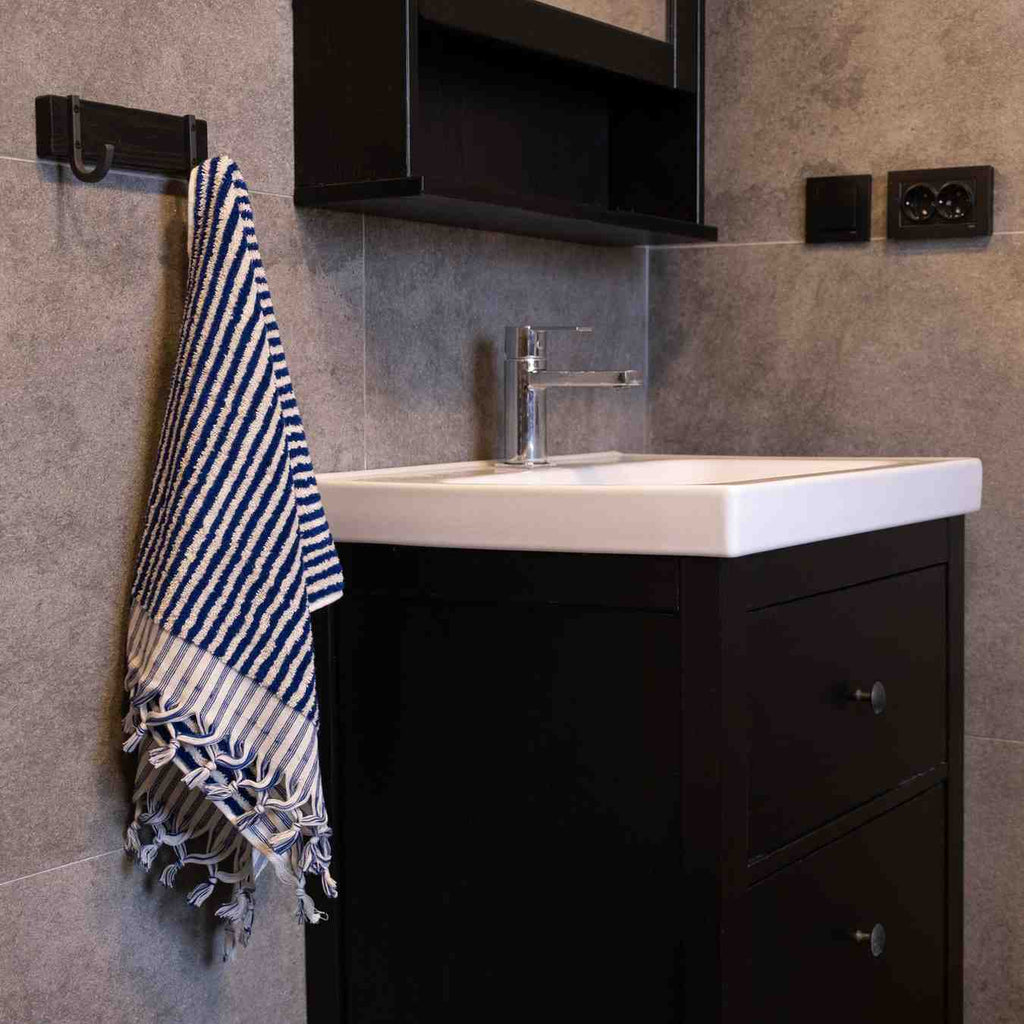 Striped Hand Towel | Organic Cotton Plush & Absorbent